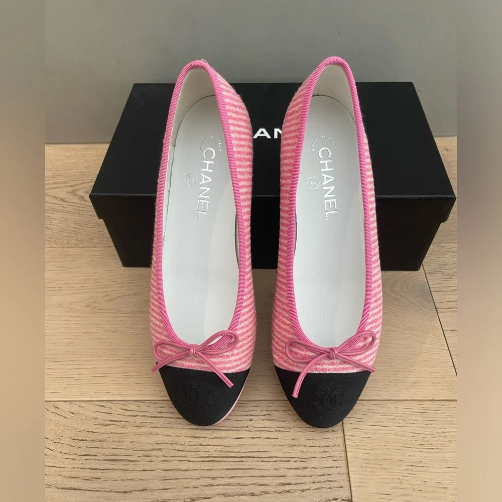 Chanel Ballerina Flats - Picture 2 of 5